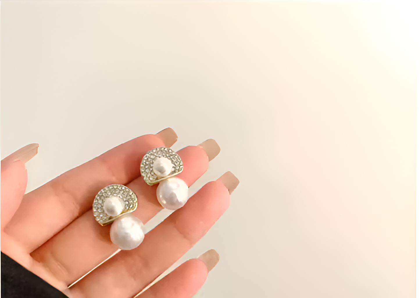 Estailo Luxe Dual Pearl Studs