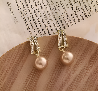 Lumière Pearl Drop Earrings