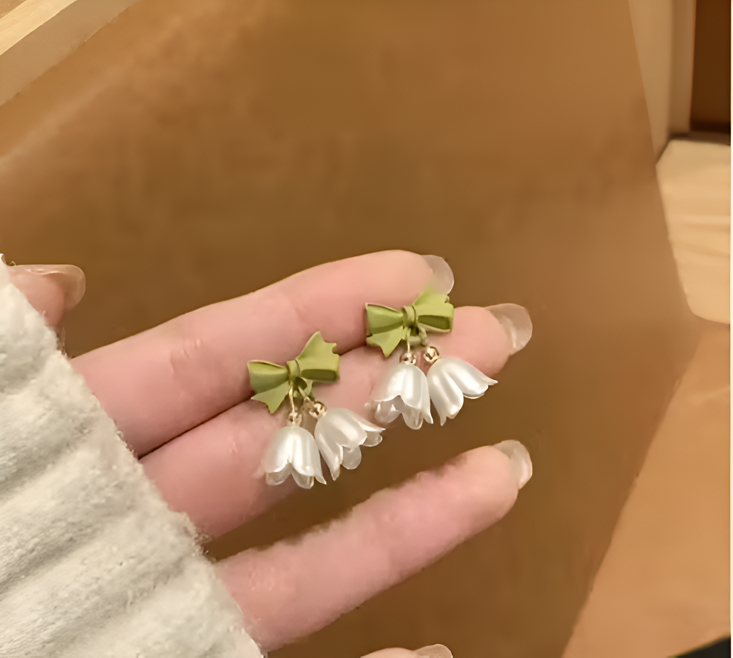 SUYUG Green Bell Tulip Flower Bow Drop Earrings