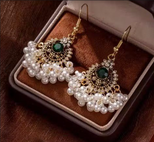 Emerald Pearl Chandbali