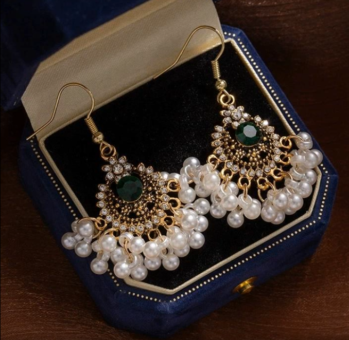 Emerald Pearl Chandbali